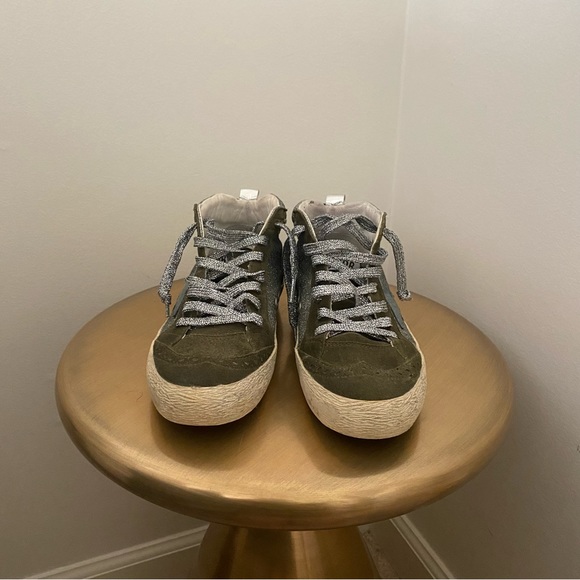 Golden Goose Mid Star High Top Sneakers - Picture 6 of 7